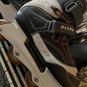 Black and Gray Men's Inline Skates